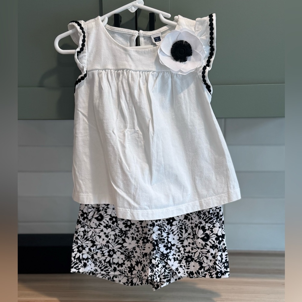Janie and Jack White and Black Floral Set